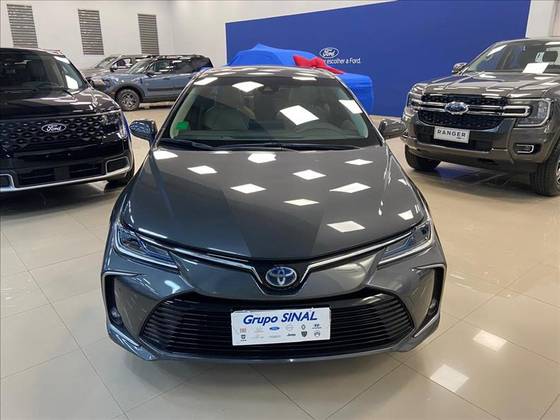 TOYOTA COROLLA 1.8 VVT-I HYBRID FLEX ALTIS PREMIUM CVT TOYOTA COROLLA 1.8 VVT-I HYBRID FLEX ALTIS PREMIUM CVT
